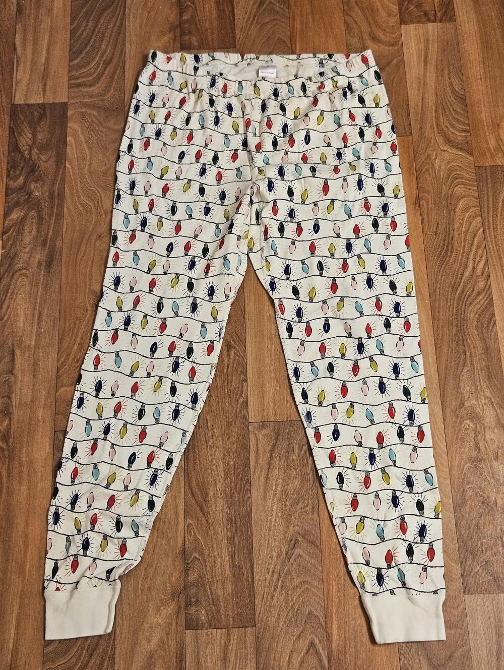 Hanna Andersson Adult Lights Cream Holiday Light Print Jogger PJ Pants